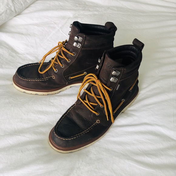 sperry authentic original lug boots